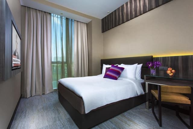 高级大床房含早